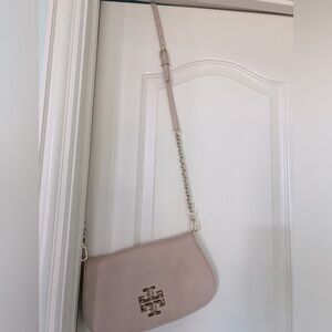 Blush Tory Burch clutch with adjustable removable chain